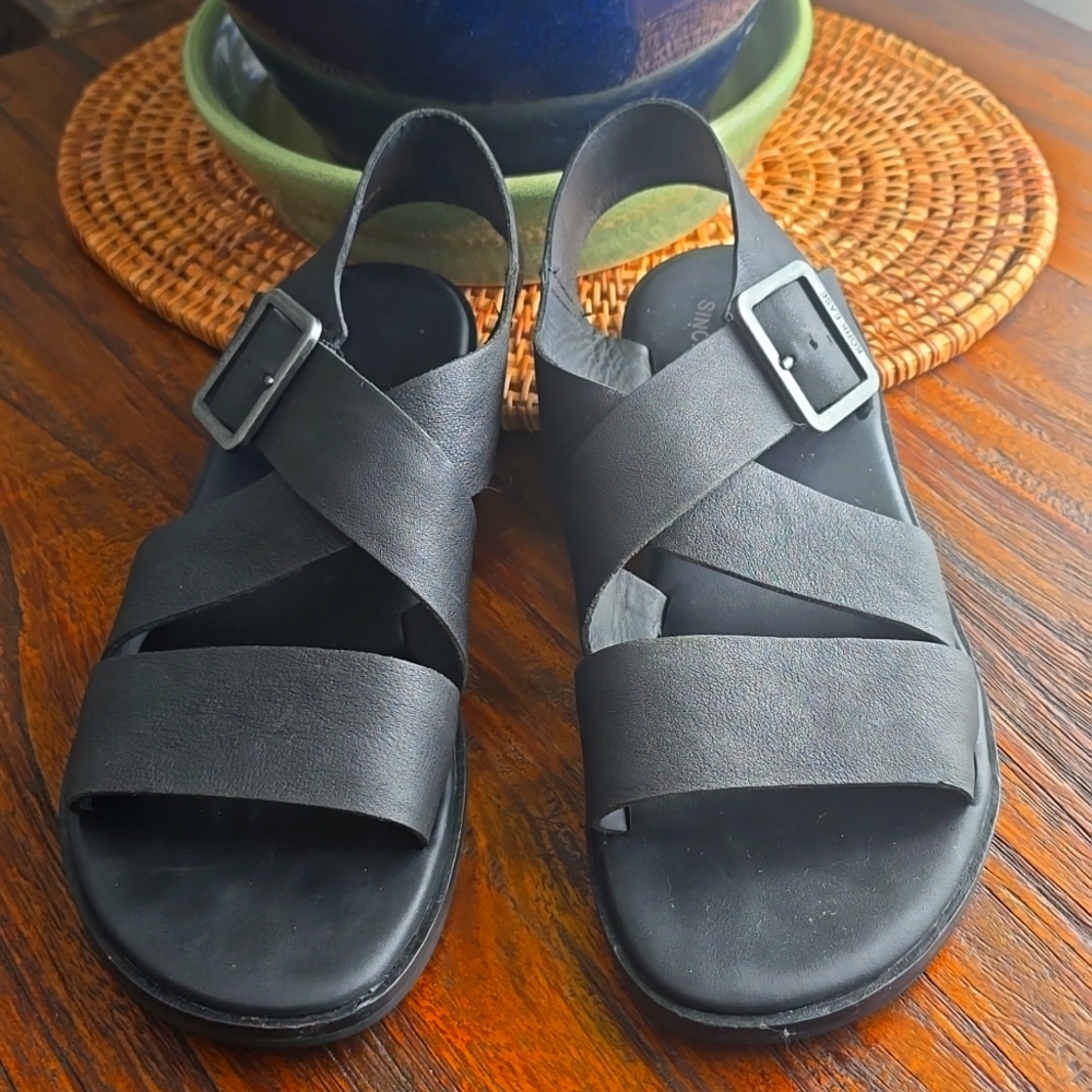 Kork-Ease Black Women's Sandals - Picture 3 of 9
